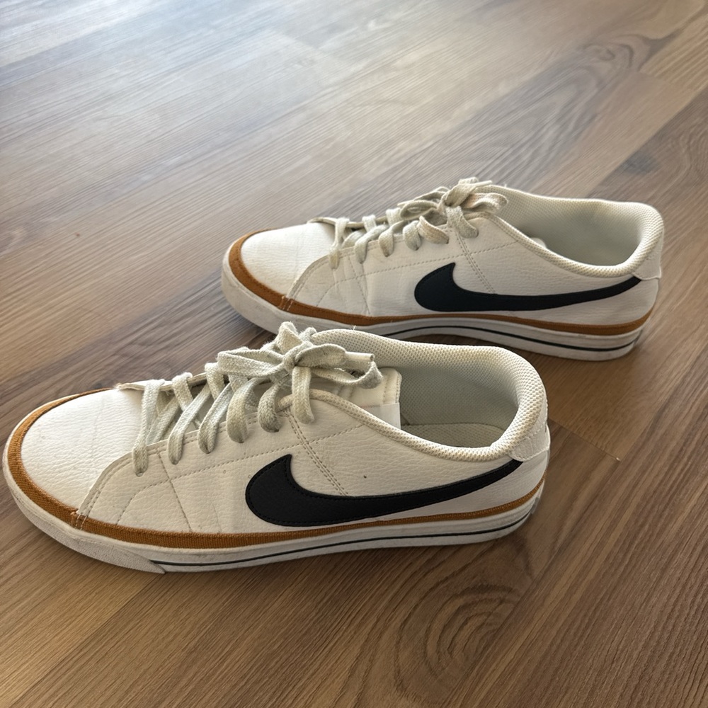 Nike Men's Court Legacy Cream and Black Sneakers